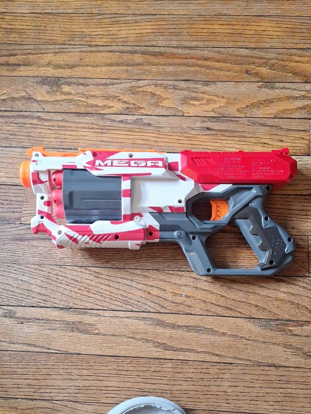 Nerf Mega Red & White Dart Blaster - Nerf